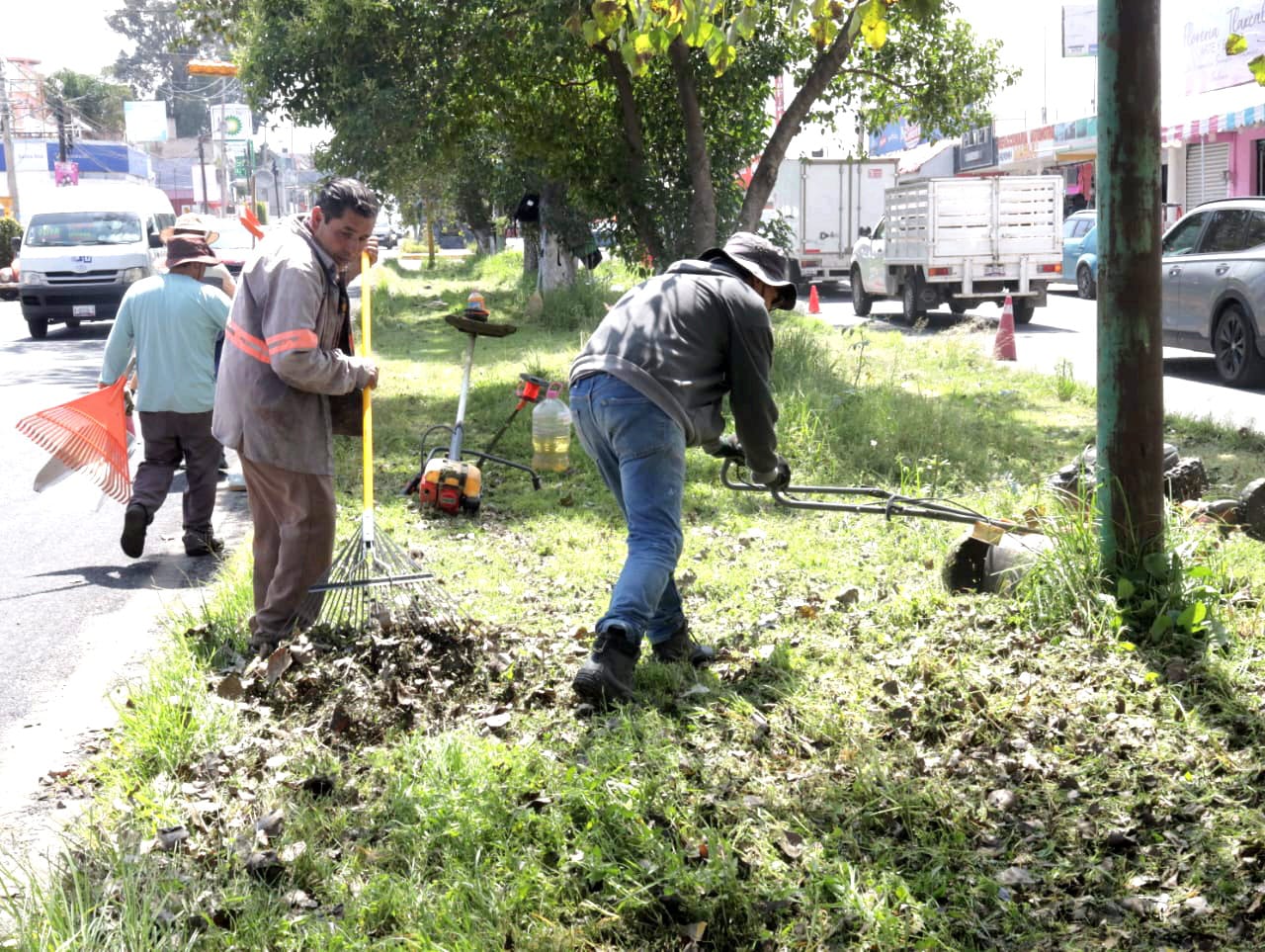 Gobierno de Blanca Angulo trabaja en el mejoramiento de la imagen urbana de Chiautempan